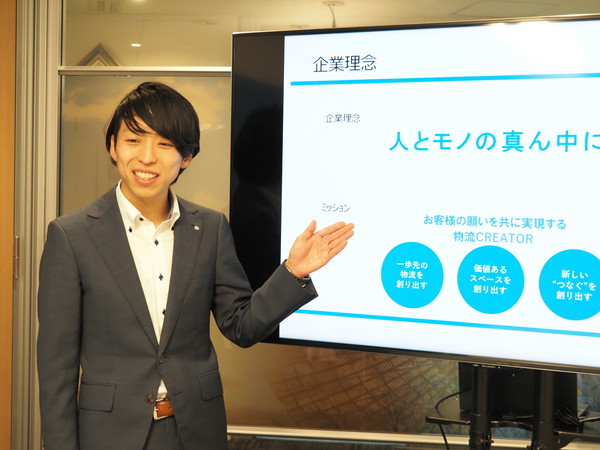 仕事中のT.Oさんの様子